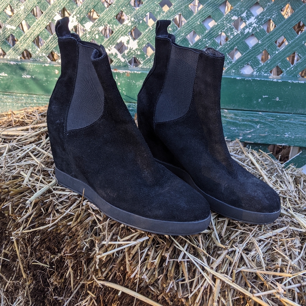 Eileen Fisher Chelsea Suede Wedge Ankle Boot Shoe